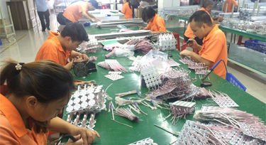 別看光臣LED點光源個子小，小身材!大能耐!