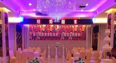 愛對了是愛情，愛錯了是青春，光臣LED線條燈婚慶亮化工程