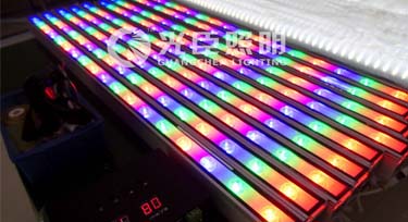 光臣照明祝愿全國人民“五一勞動節(jié)快樂”