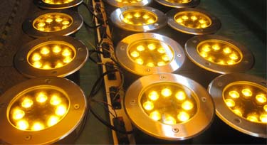 地埋燈能當作水底燈用嗎?